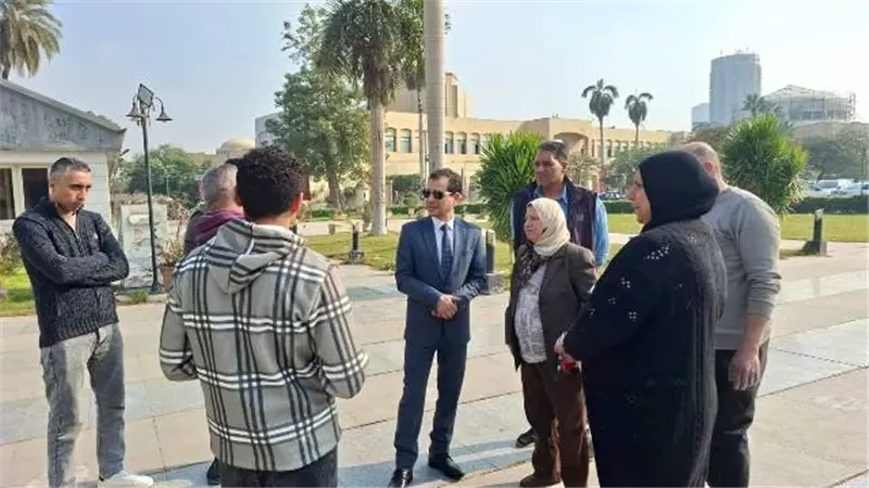 هشام عطوة يتفقد مركز