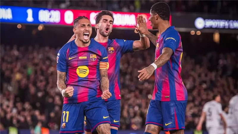 برشلونة