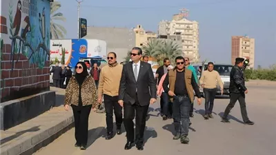 محافظ دمياط يقود حملة مكبرة لإزالة الإشغالات بالشوارع