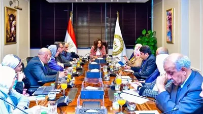 القائم بأعمال وزير البيئة تبحث مخرجات مشاركة مصر في الاتفاقيات البيئية الأخيرة