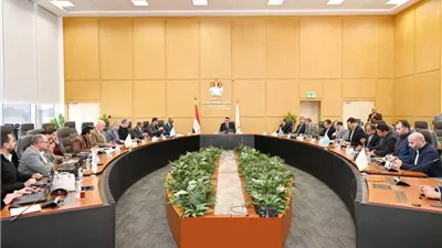 وزير الإسكان يتابع تنفيذ مشروعات «حياة كريمة» بالقرى