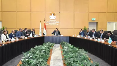 حياة كريمة.. وزير الإسكان يراجع الموقف التنفيذي بالمحافظات .. صور