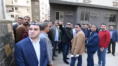 وزير الإسكان يتفقد مشروع 