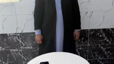 ضبط شخص لتوجيه الناخبين بإدكو