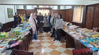 مدير تعليم الإسماعيلية يفتتح معرض نتائج العام الجديد
