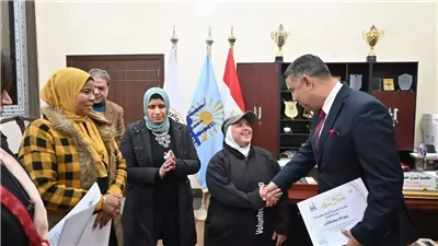 مدير شباب القاهرة يكرم أبطال السلة لذوي الهمم وأبطال العالم