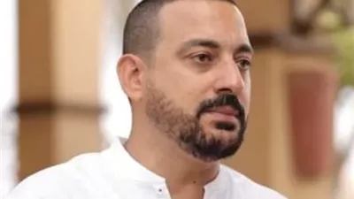 من الشر الى الكوميديا.. دياب فى 