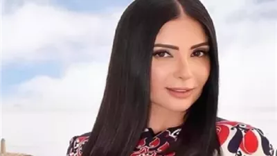 منى زكي تحاول الاجهاض بسبب علاقات زوجها فى 