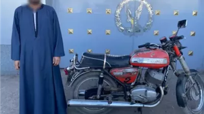 ضبط عامل قيد نجل شقيقه فى دراجة نارية وسحله بالطريق بأسيوط
