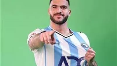 لاعب بيراميدز الجديد ينضم إلى معسكر الفريق بالامارات