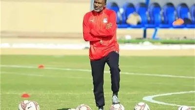 أحمد الكاس: منتخبنا سينافس على اللقب الأفريقي.. وصلاح يستحق التكريم
