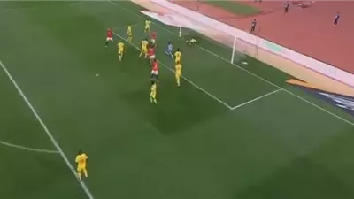 رابيعه يهدر هدف التقدم في شباك بنين في الشوط الثاني