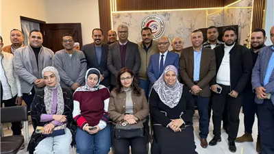 اجتماع بين نقابة الأطباء وإدارة العلاج الحر لتعزيز العمل المشترك