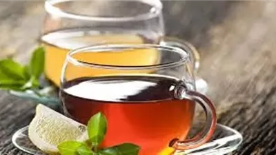 خبراء يحذرون من تناول بعض أعشاب الشاي مع أدوية شائعة