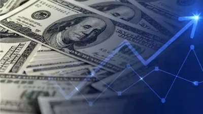الدولار يرتفع وسط قلق الأسواق من الهجوم الأمريكي على فنزويلا