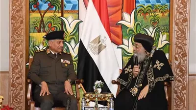 وزير الدفاع يهنئ البابا تواضروس الثانى بمناسبة عيد الميلاد المجيد