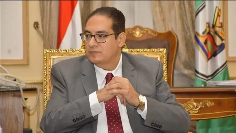 رئيس جامعة القاهرة