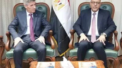 وزير العمل يبحث التعاون النقابي المشترك مع وفد العاملين في البترول بتركيا