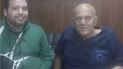 من هايدلبرغ إلى كفر كلا الباب.. طبيب مصري يوزع عمره بين علم أوروبا وأوجاع الغلابة