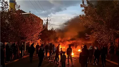 التلفزيون الإيراني: مقتل نجل قائد سابق بالحرس الثوري خلال أعمال شغب