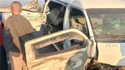 مصرع مواطن وإصابة 7 آخرين في تصادم ميكروباص وملاكي بالبحيرة