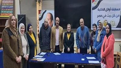 مدير تعليم القاهرة تتابع غرفة العمليات المركزية بأول أيام الامتحانات