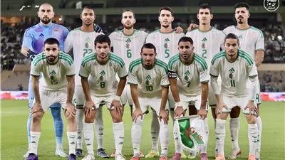 محرز وعمورة يقودان هجوم الجزائر أمام نيجيريا بكأس أمم أفريقيا