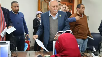 أحمد عثمان يتقدم بأوراق ترشحه رسميًا لمنصب نقيب المهندسين