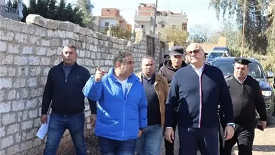 محافظ القليوبية: لجنة هندسية لمعاينة انهيار جزئي بمبنى قديم ببنها