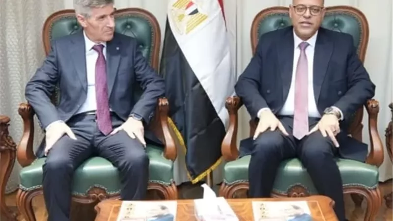 وزير العمل محمد جبران