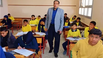 مدير تعليم جنوب سيناء يشدد على الالتزام في امتحانات النقل