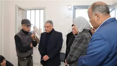 محافظ الاسماعيلية يوجه بإستضافة أسرة تعرض منزلهم لحريق