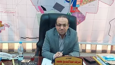 عبد البديع يعلن عن أحدث مشروعات الطرق الجديدة فى الفشن الجديدة.. صور