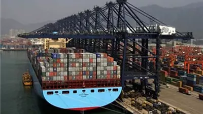 نقل 4 آلاف طن قمح بالقطار من ميناء دمياط صوامع إمبابة