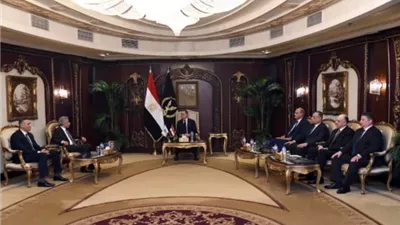 وزير الداخلية يبحث مع محمد كومان جدول أعمال الاجتماع الوزارى السنوي