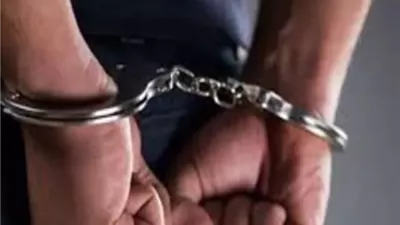 ضبط المتهمين بسرقة أجزاء من السور الحديدي لأحد الكباري بالقليوبية