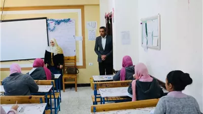 محافظ السويس يتفقد امتحانات نصف العام للشهادة الاعدادية بالمدارس