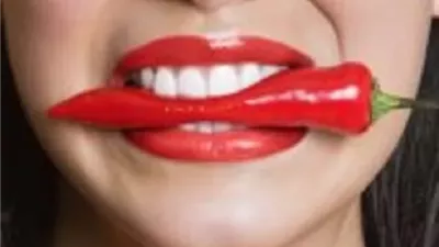 لماذا يحذر الخبراء من المشروبات شديدة السخونة والأطعمة الحارة ؟