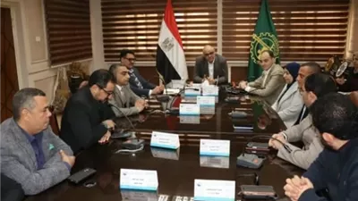 محافظ القليوبية يبحث مطالب مستثمري المنطقة الاستثمارية ببنها