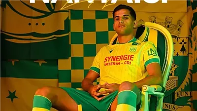 يزامل مصطفى محمد .. نانت الفرنسى يتعاقد مع المسراطى