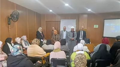 تنمية مهارات معلمات رياض الأطفال بأزهرية الإسماعيلية..صور