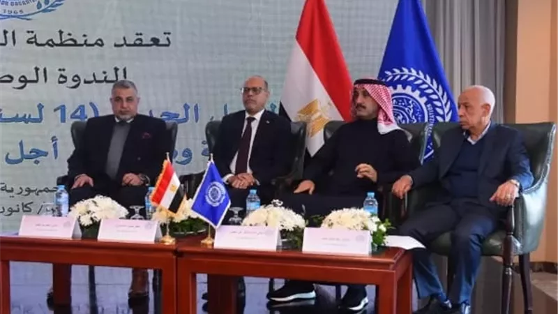 وزير العمل محمد جبران