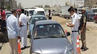 سحب 866 رخصة لعدم تركيب الملصق الإلكتروني