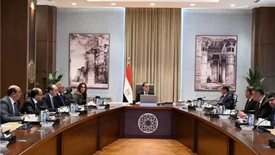 رئيس الوزراء يستعرض إجراءات التعامل مع الحيوانات الضالة