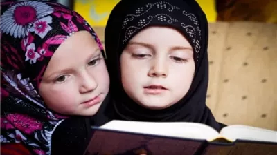 هل يثاب الصغار على فعل العبادات والطاعات قبل بلوغ سن التكليف؟