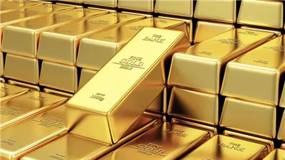 بنك بولندا المركزي يقرر رفع احتياطياته من الذهب إلى 700 طن