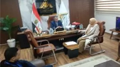مدير مستشفيات جامعة بنها يشيد بدور هيئة التمريض في المنظومة الصحية