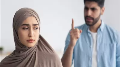 استنادا للشرع: للزوجة الحق في عدم طاعة الزوج في كشف زينتها