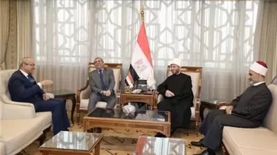 وزير الأوقاف ورئيس شركة العاصمة الإدارية يبحثان الاستعداد لرمضان