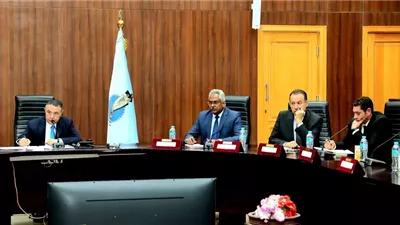 محافظ البحرالأحمريكشف عن مشروعات إسكان اقتصادي ومبادرات خدمية